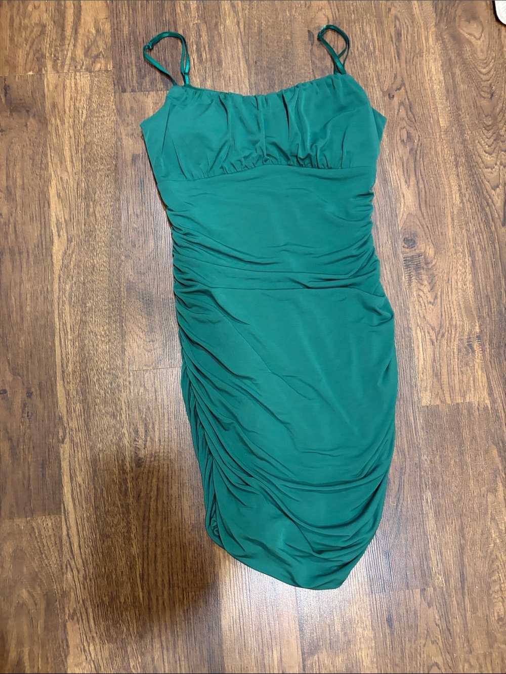 Green Ruched Spaghetti Strap Women’s Dress